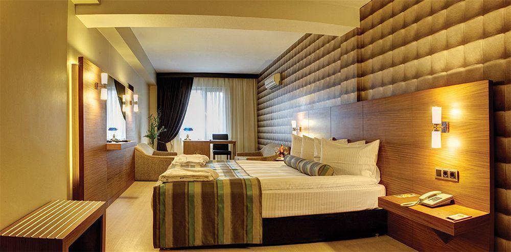 Susuzlu Atlantis Hotel Izmir Exteriör bild